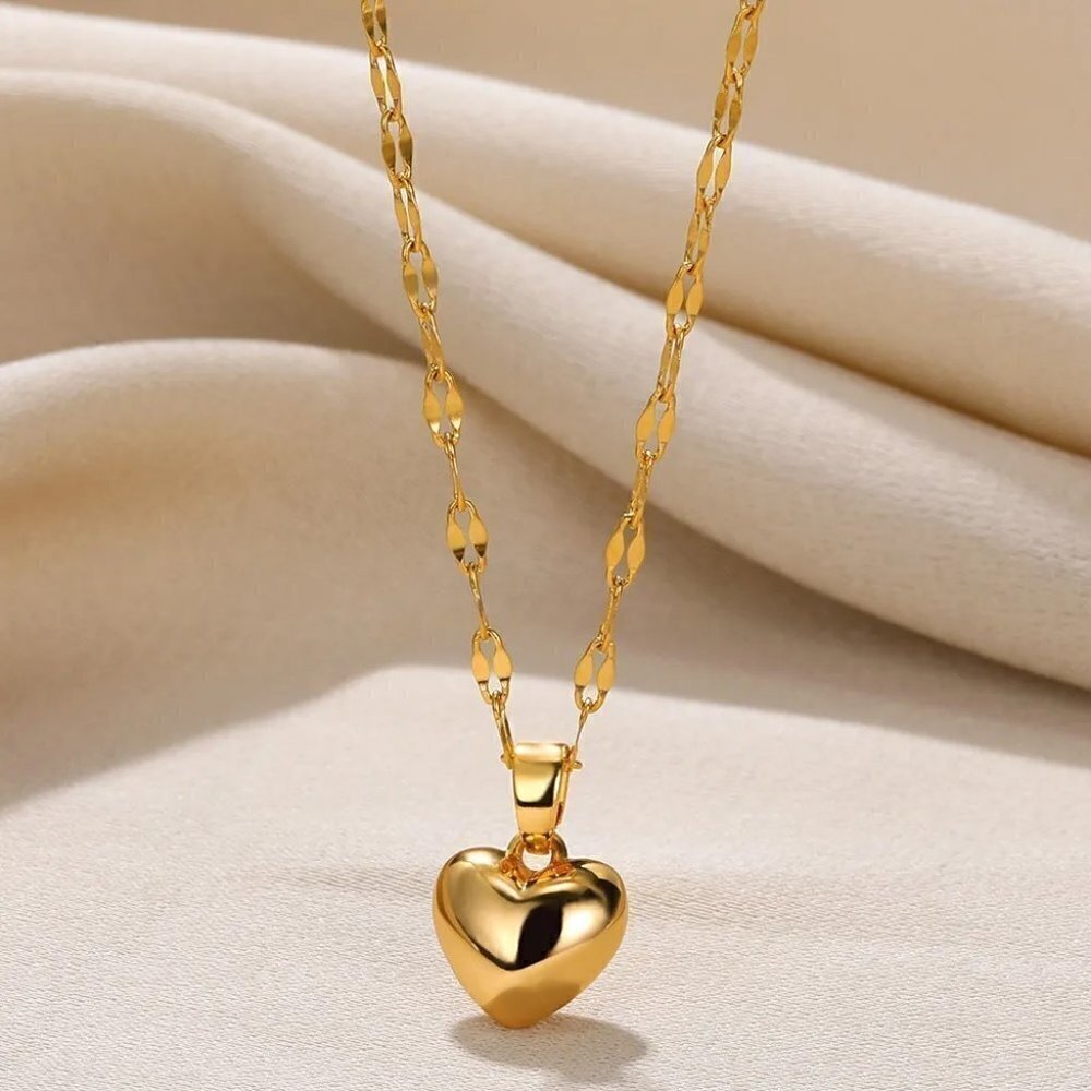 NEW 14K Yellow Gold Heart Of Gold Dainty Luxury Necklace